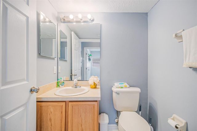 554 BRISTOL CIRCLE, Kissimmee, FL 34758