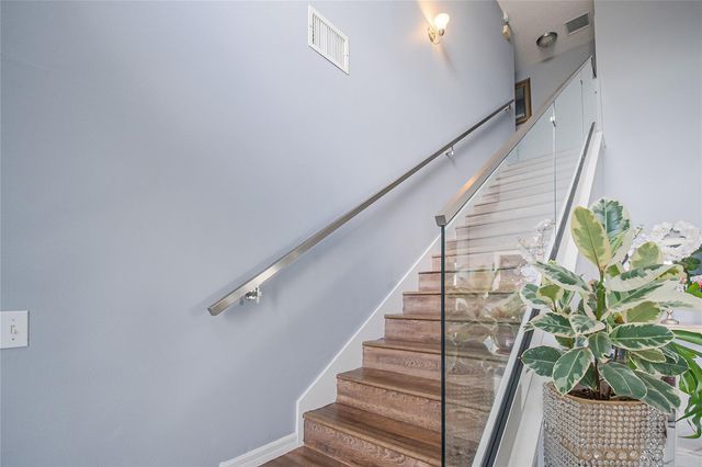 554 BRISTOL CIRCLE, Kissimmee, FL 34758