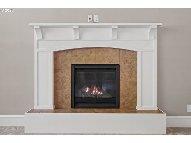3735 NORWICH Ave, Eugene, OR 97408