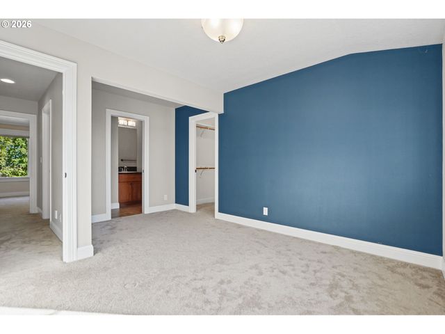3735 NORWICH Ave, Eugene, OR 97408