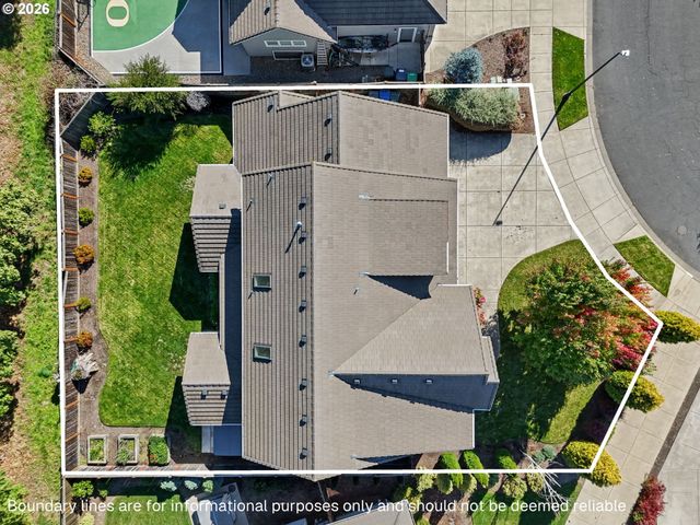 3735 NORWICH Ave, Eugene, OR 97408