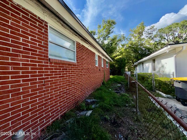 1929 W 10TH Street, Jacksonville, FL 32209