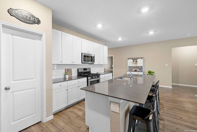 31913 TABLEAU AVE, Bulverde, TX 78163