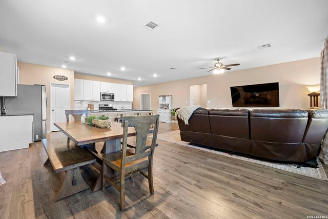 31913 TABLEAU AVE, Bulverde, TX 78163