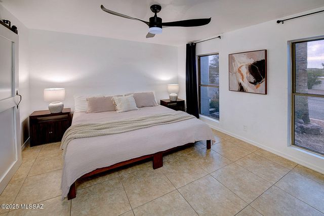 2714 W Magee Road, Tucson, AZ 85742