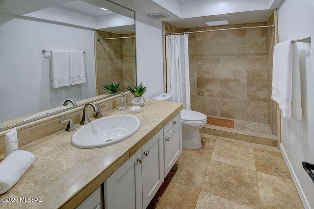 2714 W Magee Road, Tucson, AZ 85742