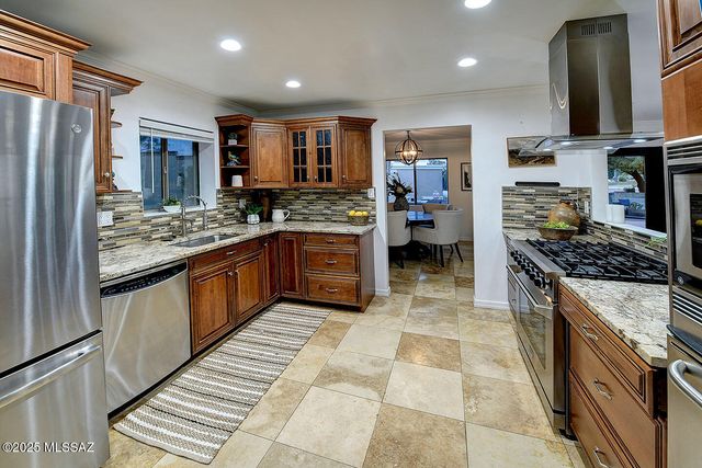 2714 W Magee Road, Tucson, AZ 85742