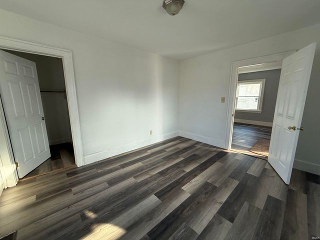 1812 W 11Th Street, Muncie, IN 47302