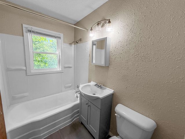 2623 E 8th, Wichita, KS 67214