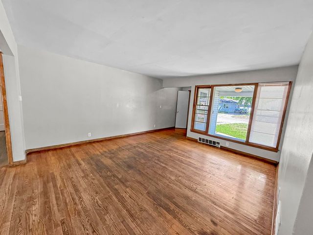 2623 E 8th, Wichita, KS 67214