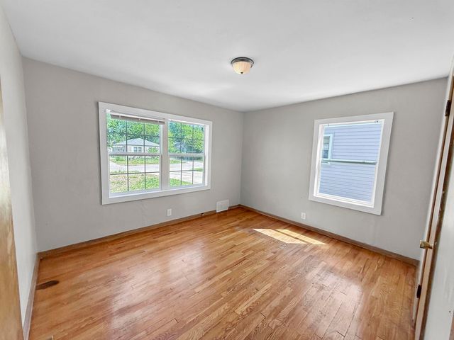 2623 E 8th, Wichita, KS 67214