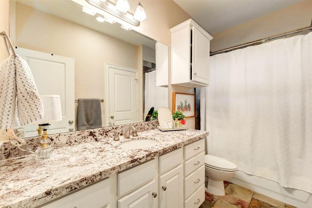 610 Leverkuhn Street, Houston, TX 77007