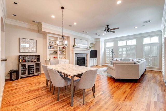 610 Leverkuhn Street, Houston, TX 77007