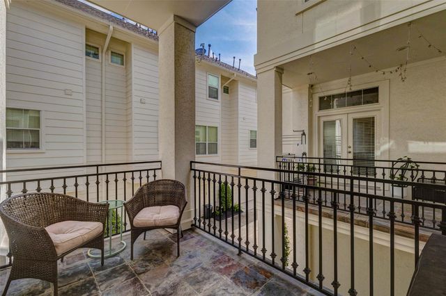 610 Leverkuhn Street, Houston, TX 77007