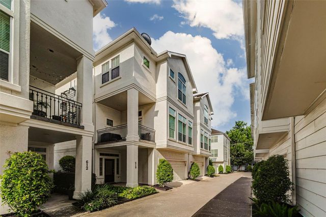 610 Leverkuhn Street, Houston, TX 77007