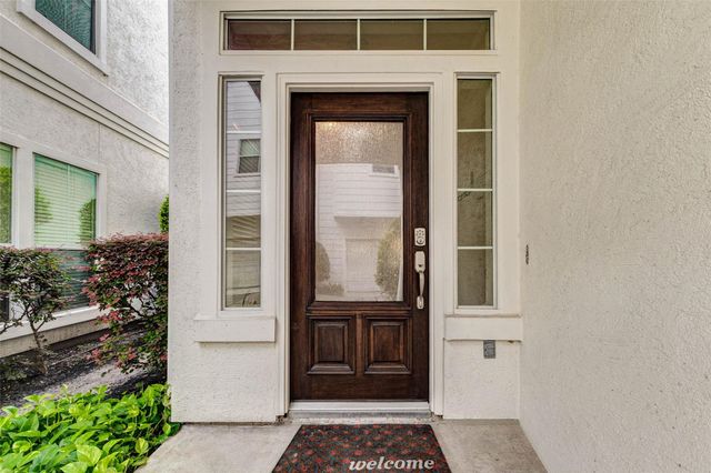 610 Leverkuhn Street, Houston, TX 77007