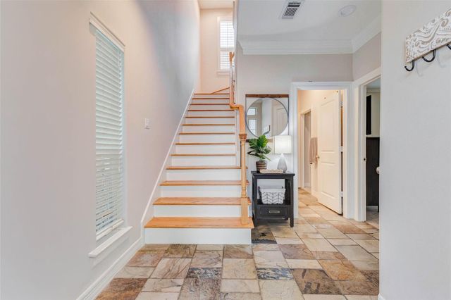 610 Leverkuhn Street, Houston, TX 77007