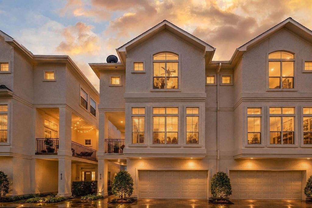 610 Leverkuhn Street, Houston, TX 77007