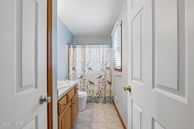 92 Birch Street, Beachwood, NJ 08722