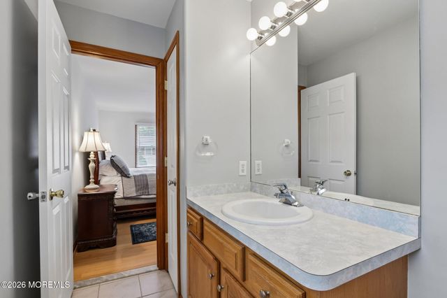 92 Birch Street, Beachwood, NJ 08722