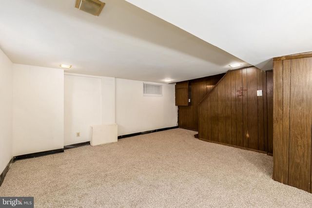 2010 T ST SE, Washington, DC 20020