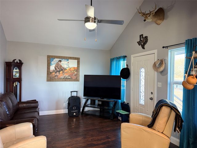 11526 E US Hwy 80, Terrell, TX 75161