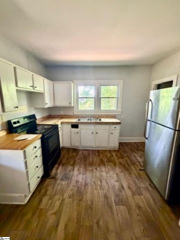 220 Jackson Street, Glendale, SC 29346