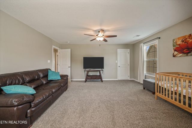 12311 Blacksburg Lane, Knoxville, TN 37922
