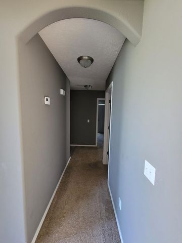 100 Hawthorn Avenue, Rogersville, MO 65742