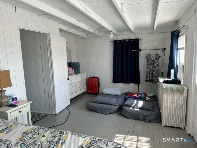 855 East Broadway, Milford, CT 06460