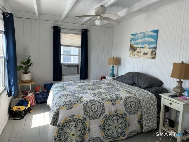 855 East Broadway, Milford, CT 06460