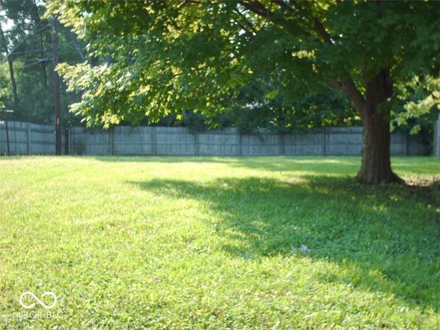 4026 Baker Drive, Indianapolis, IN 46235