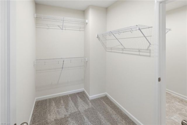 1533 Waltham LN, Newport News, VA 23608