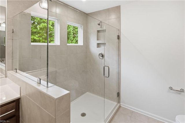 1533 Waltham LN, Newport News, VA 23608