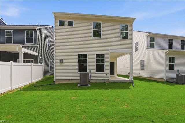 1533 Waltham LN, Newport News, VA 23608