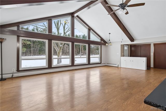 5242 Mckinley Parkway, Hamburg, NY 14075