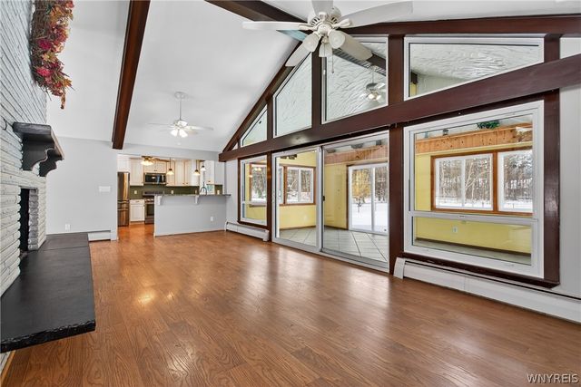 5242 Mckinley Parkway, Hamburg, NY 14075