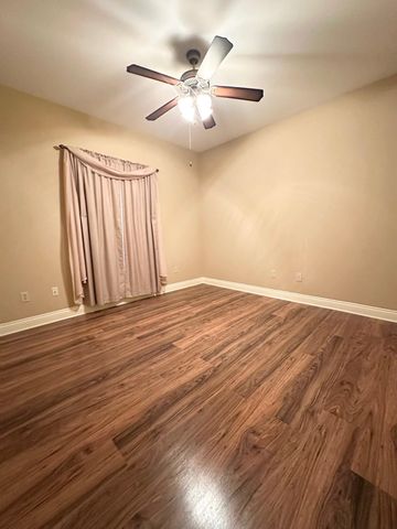 258 Dove Tail Dr, Gray, LA 70359