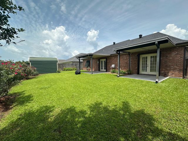 258 Dove Tail Dr, Gray, LA 70359