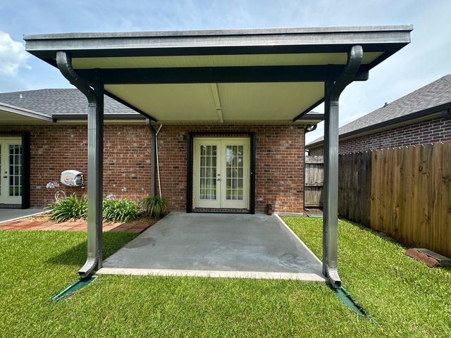 258 Dove Tail Dr, Gray, LA 70359