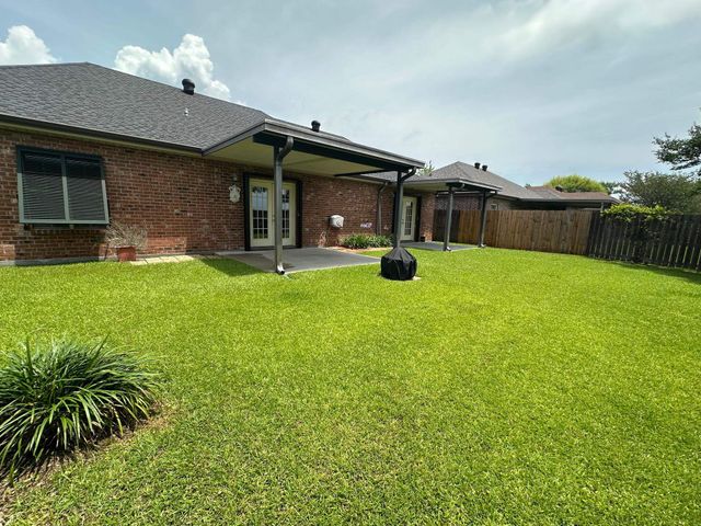 258 Dove Tail Dr, Gray, LA 70359