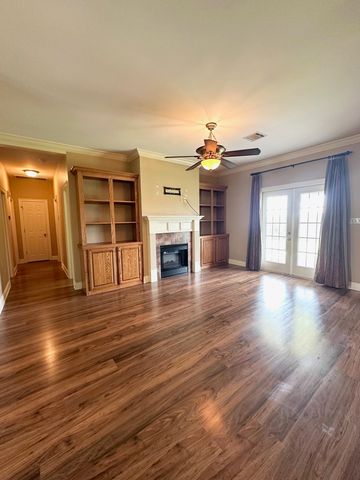 258 Dove Tail Dr, Gray, LA 70359