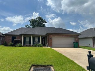 258 Dove Tail Dr, Gray, LA 70359