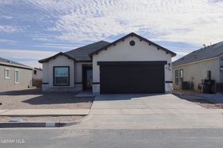 420 Santiago Munoz, Canutillo, TX 79835