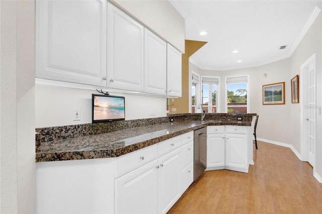 5224 CHISWICK CIRCLE, Belle Isle, FL 32812
