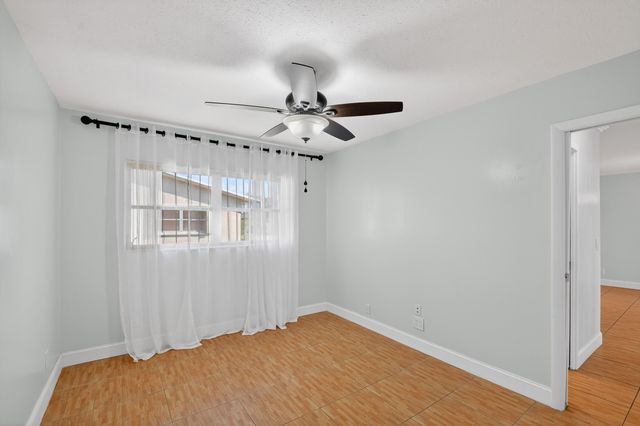 2667 Dudley Drive B, West Palm Beach, FL 33415