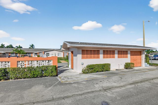 2667 Dudley Drive B, West Palm Beach, FL 33415