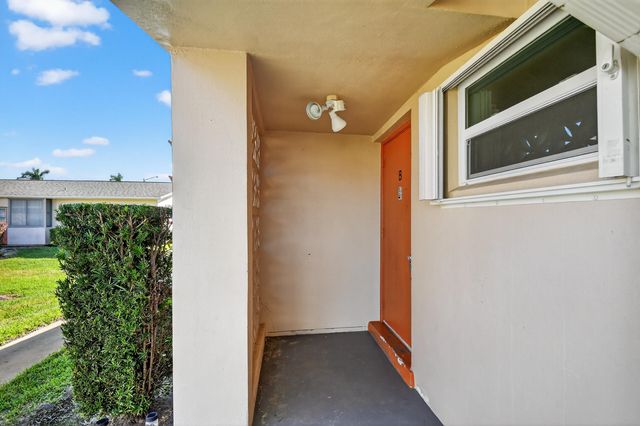 2667 Dudley Drive B, West Palm Beach, FL 33415