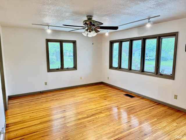509 N Waldemere Road, Muncie, IN 47303