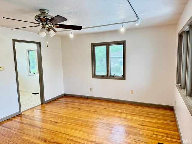 509 N Waldemere Road, Muncie, IN 47303